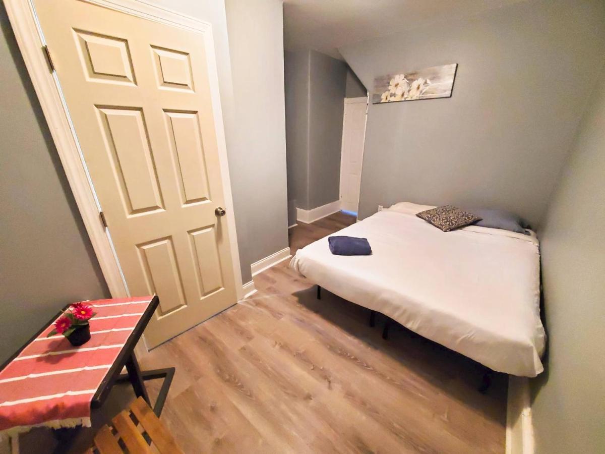 1 Bdrm Apartment With 2 Queen Beds & Small Kitchenette Philadelphia Exterior photo